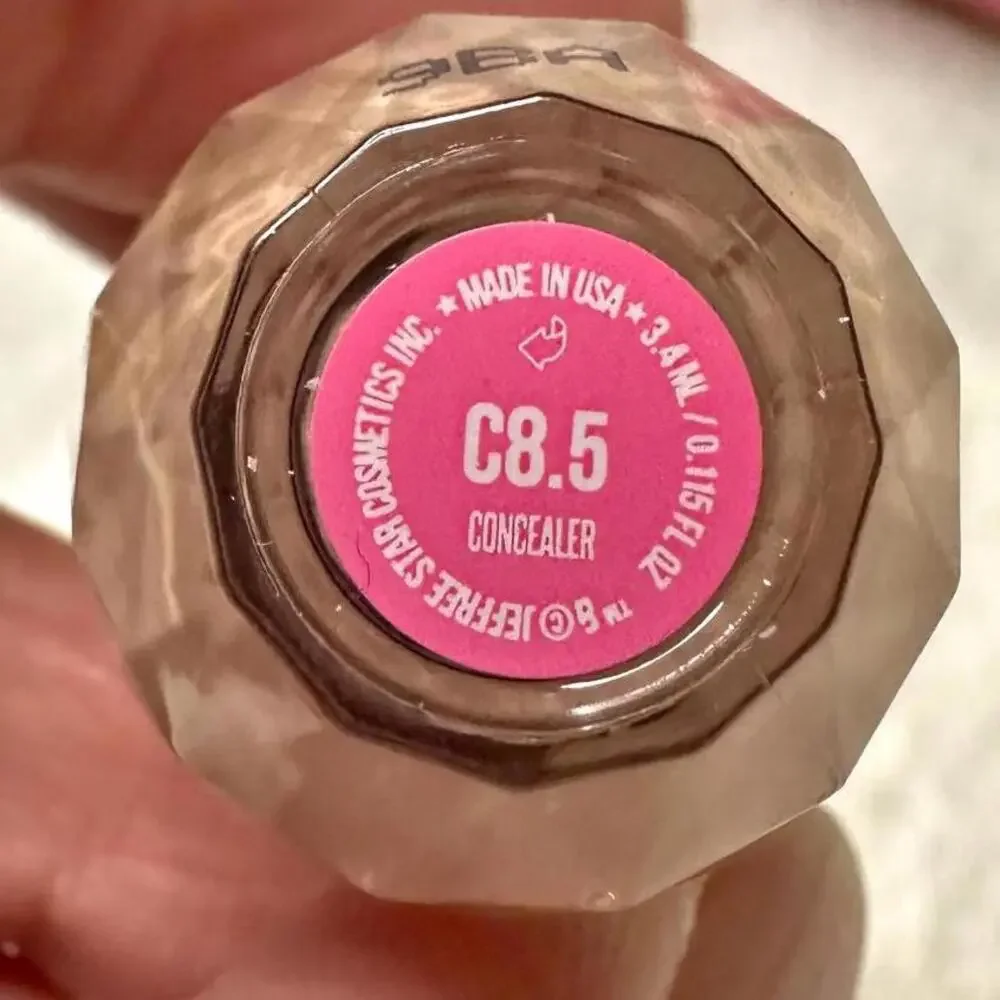 Jeffree Star Magic Star Full Pigment Concealer in Shade C8.5 3.4ml